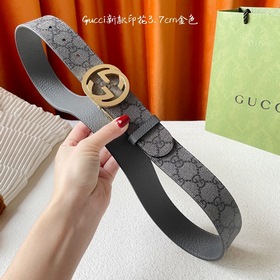 Новая модель Gucci： одна сторона из нового серо-черного ПВХ с при
