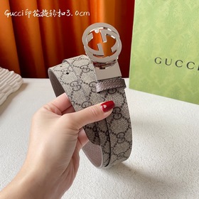 Новинка Gucci： классический принт с одной стороны, импортная кожа