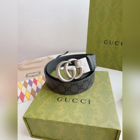 Новейшая модель Gucci из серой парусины и кожи серой текстурой св