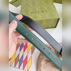 Новейшая модель Gucci из зеленой кожи с текстурой свиной кожи чер