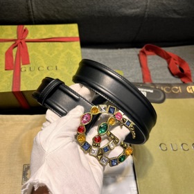 Gucci, ширина 4,0 см, новая модель. Классическая застежка с двойн