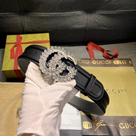 Gucci, ширина 4,0 см, новая модель. Классическая застежка с двойн