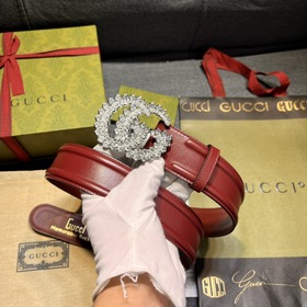 Gucci, ширина 4,0 см, новая модель. Классическая застежка с двойн