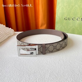 Новая модель Gucci： одна сторона с классическим принтом, другая с
