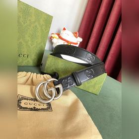 Gucci 3,0-дюймовый ремень из тисненной кожи с принтом из серии Ma