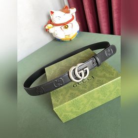 Gucci 3,0-дюймовый ремень из тисненной кожи с принтом из серии Ma