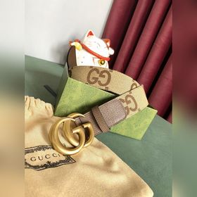 GUCCI 4,0 Импортная кожа, 100% хлопок. Этот широкий пояс украшен 