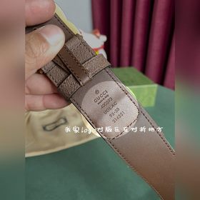 GUCCI 4,0 Импортная кожа, 100% хлопок. Этот широкий пояс украшен 