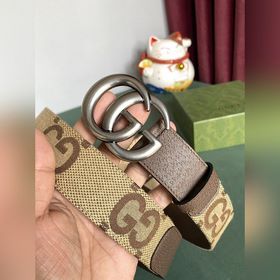 GUCCI 4,0 Импортная кожа, 100% хлопок. Этот широкий пояс украшен 