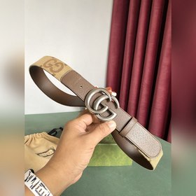 GUCCI 4,0 Импортная кожа, 100% хлопок. Этот широкий пояс украшен 