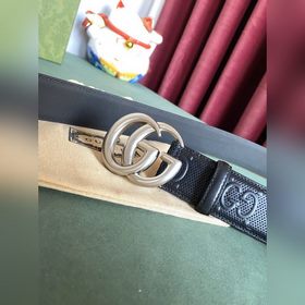 Gucci 4,0-дюймовый ремень из тисненной кожи с принтом из серии Ma