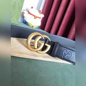 Gucci 4,0-дюймовый ремень из тисненной кожи с принтом из серии Ma