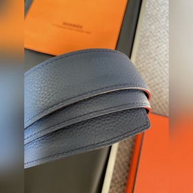 Двусторонний пояс Hermès Box/Togo из телячьей кожи с палевой пряж