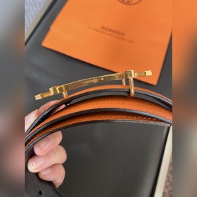 Двусторонний пояс Hermès Box/Togo из телячьей кожи с палевой пряж
