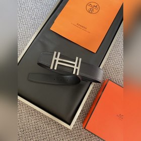 Двусторонний пояс Hermès Box/Togo из телячьей кожи с палевой пряж