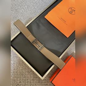 Двусторонний пояс Hermès Box/Togo из телячьей кожи с палевой пряж