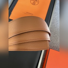 Двусторонний пояс Hermès Box/Togo из телячьей кожи с палевой пряж