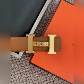 Двусторонний пояс Hermès Box/Togo из телячьей кожи с палевой пряж