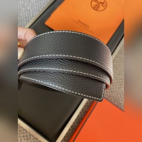 Двусторонний пояс Hermès Box/Togo из телячьей кожи с палевой пряж