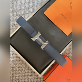 Двусторонний пояс Hermès Box/Togo из телячьей кожи с палладиевой 