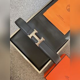 Двусторонний пояс Hermès Box/Togo из телячьей кожи с палевой пряж