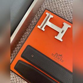 Двусторонний пояс Hermès Box/Togo из телячьей кожи с палевой пряж