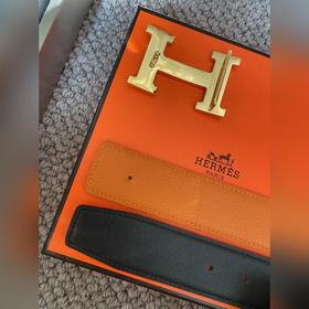 Двусторонний пояс Hermès Box/Togo из телячьей кожи с палевой пряж