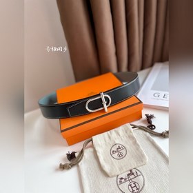 Официальный сайт и бутики Hermès. Импортная двусторонняя кожа тел