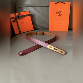 HERMES (Эрмес) Модель из бутика Ремень O’Kelly 24 из телячьей ко