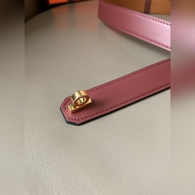 HERMES (Эрмес) Модель из бутика Ремень O’Kelly 24 из телячьей ко