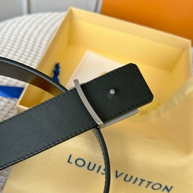 Серия Lv S-Lock, ширина 3,5 см, изящная пряжка с буквами, с логот