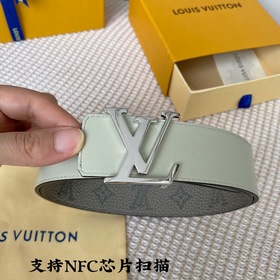 Новая модель! Двусторонняя сумка LV Shape из кожи тельца с тиснен