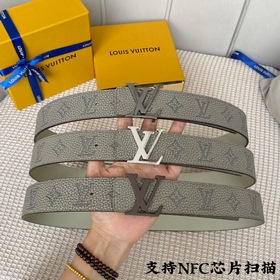 Новая модель! Двусторонняя сумка LV Shape из кожи тельца с тиснен