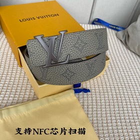 Новая модель! Двусторонняя сумка LV Shape изготовлена из кожи тел