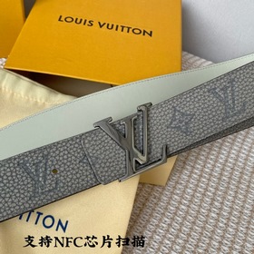 Новая модель! Двусторонняя сумка LV Shape изготовлена из кожи тел