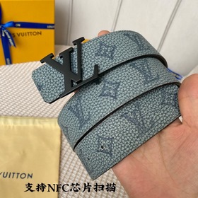 Новая модель! Двусторонняя сумка LV Shape из кожи тельца с тиснен