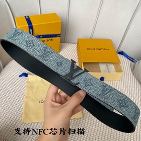 Новая модель! Двусторонняя сумка LV Shape из кожи тельца с тиснен