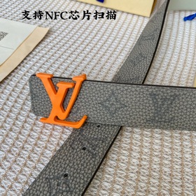 Новая модель! Двусторонняя сумка LV Shape изготовлена из кожи тел