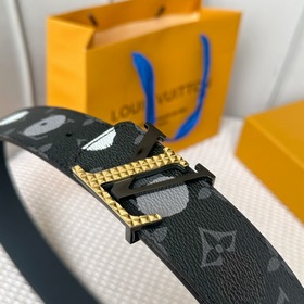 Новинка от Donkey SS2023 NxYKIVInitiales из коллаборационной сери