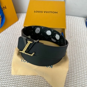 Новинка от Donkey SS2023 NxYKIVInitiales из коллаборационной сери