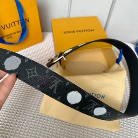 Новинка от Donkey SS2023 NxYKIVInitiales из коллаборационной сери