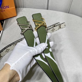 Новая серия женских ремней от LV, доступная в официальных магазин