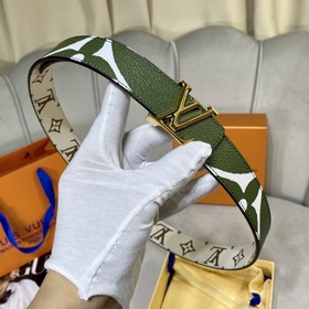 Новая серия женских ремней от LV, доступная в официальных магазин