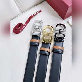 Salvatore Ferragamo, кожа первого слоя, металлическая фурнитура G