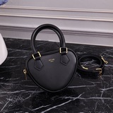 Новинка CELINE | Новая капсульная коллекция CELINE к Новому году с сумками в фор