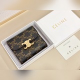 Бренд： Celine 66889 Цвет： черный Размер： 11*10*5 Описание.