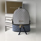 MK Rhea Zip 2023, новейшая модель среднего размера с кожаными деталями из коллек