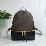 MK Rhea Zip 2023, новейшая модель среднего размера с кожаными деталями из коллек