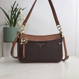 Michael Kors, BLACK NS, новая модель в продаже. Практичная и красивая сумка, кач
