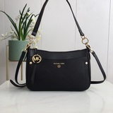 Michael Kors, BLACK NS, новая модель в продаже. Практичная и красивая сумка, кач